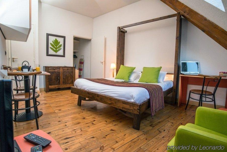 Privilodges Chateau Perrin Grenoble Eksteriør bilde